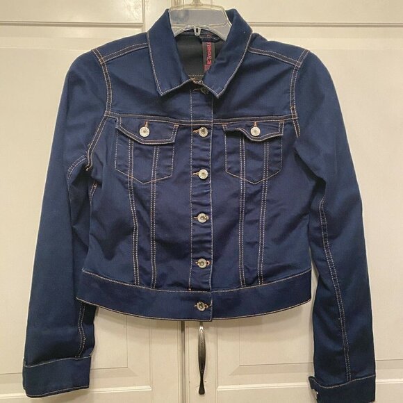 Almost Famous Denim Jean Jacket Womens Size Medium Dark‎ Wash Adjustable Waist - Picture 1 of 8
